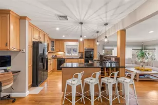 7 Meadowbrook Dr, Barrington, RI 02806 - Photo 11