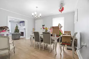 147 Warrington St, Providence, RI 02907 - Photo 11