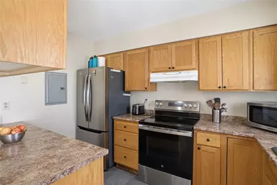 511 Child Street #205, Warren, RI 02885 - Photo 15