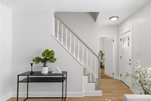 35 Myra St, Providence, RI 02909 - Photo 13