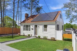 35 Myra St, Providence, RI 02909 - Photo 3