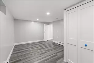 138 Glenbridge Ave, Providence, RI 02909 - Photo 19