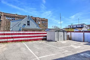 24 Ida St, Providence, RI 02909 - Photo 19