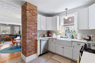 151 Irving Ave, Providence, RI 02906 - Photo 33