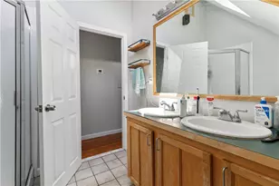 155 Irving Ave, Providence, RI 02906 - Photo 31