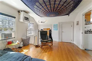 109 John St, Providence, RI 02906 - Photo 9