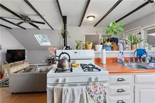 122 Governor St, Providence, RI 02906 - Photo 5