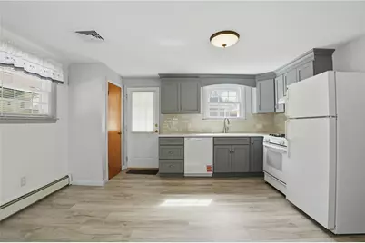 153 Falcon Avenue, Warwick, RI 02888 - Photo 23