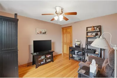 153 Falcon Avenue, Warwick, RI 02888 - Photo 15
