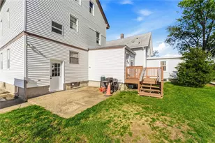 10 Molter St, Cranston, RI 02910 - Photo 33
