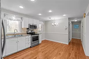 5 Sunnyside Dr, Westerly, RI 02891 - Photo 11