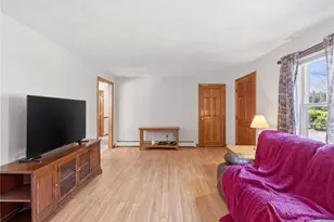 1 Roslyn Ave, Bristol, RI 02809 - Photo 7