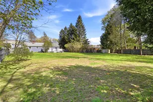 1 Roslyn Ave, Bristol, RI 02809 - Photo 15