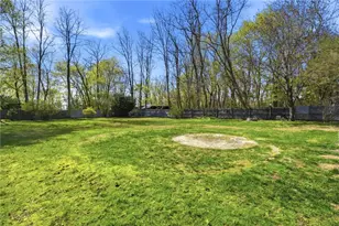 1 Roslyn Ave, Bristol, RI 02809 - Photo 37