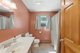 1 Roslyn Ave, Bristol, RI 02809 - Photo 23