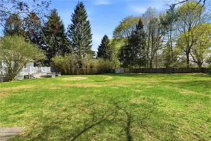 1 Roslyn Ave, Bristol, RI 02809 - Photo 39