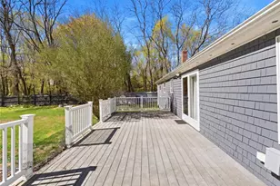 1 Roslyn Ave, Bristol, RI 02809 - Photo 33
