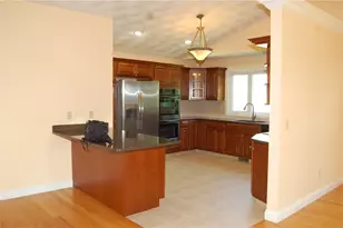 8 Sweet Corn Dr, Cranston, RI 02921 - Photo 9
