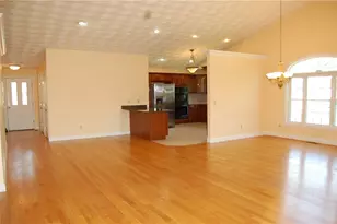 8 Sweet Corn Dr, Cranston, RI 02921 - Photo 7
