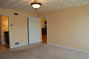 8 Sweet Corn Dr, Cranston, RI 02921 - Photo 17