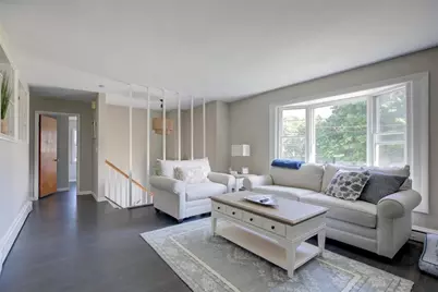 132 Ruggles Avenue, Newport, RI 02840 - Photo 3