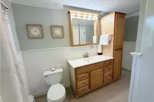 40 Heroux Blvd, Cumberland, RI 02864 - Photo 15