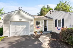 40 Heroux Blvd, Cumberland, RI 02864 - Photo 5