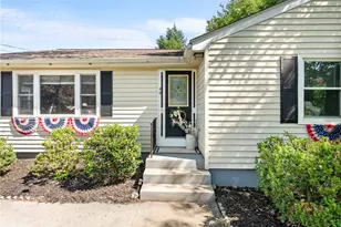 40 Heroux Blvd, Cumberland, RI 02864 - Photo 3