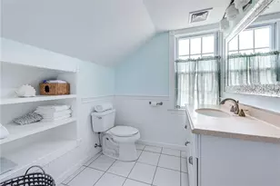 40 Holland St, Newport, RI 02840 - Photo 19