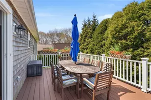 37 Pleasant Ave, Narragansett, RI 02882 - Photo 5