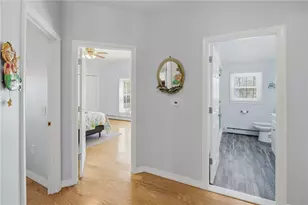 37 Pleasant Ave, Narragansett, RI 02882 - Photo 25