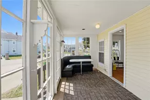 40 Jackson Ave, East Providence, RI 02915 - Photo 13