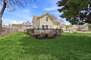 40 Jackson Ave, East Providence, RI 02915 - Photo 3