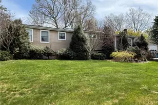 1 Edgewood Ave, Hopkinton, RI 02804 - Photo 3