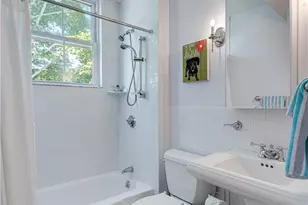 83 John St, Newport, RI 02840 - Photo 21
