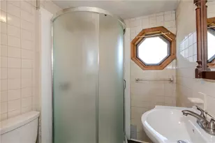 29 Anthony St, Coventry, RI 02816 - Photo 15