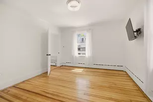 8 Champlin St, Newport, RI 02840 - Photo 15