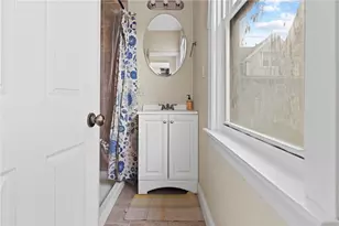 156 Vinton St, Providence, RI 02909 - Photo 35