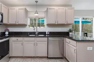 34 Audubon Ln, Coventry, RI 02831 - Photo 15