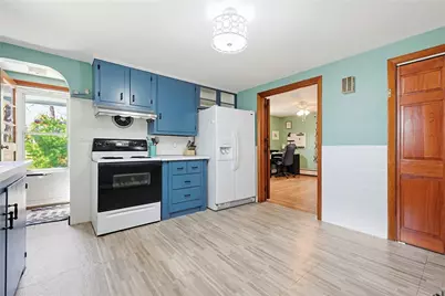 18 Adelaide Avenue, Smithfield, RI 02917 - Photo 9