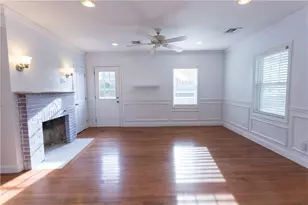 20 W View St, Warwick, RI 02889 - Photo 7