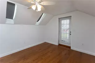 20 W View St, Warwick, RI 02889 - Photo 25