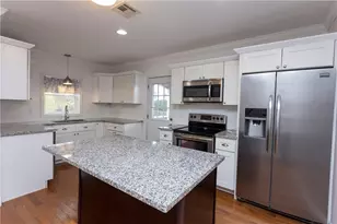 20 W View St, Warwick, RI 02889 - Photo 19