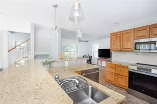18 Lugger St, Jamestown, RI 02835 - Photo 17