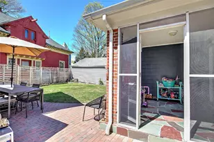 250 Butler Ave, Providence, RI 02906 - Photo 25