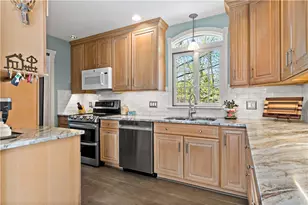 110 Ten Rod Rd, North Kingstown, RI 02852 - Photo 7
