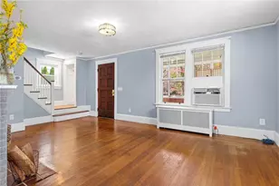 105 Shirley Blvd, Cranston, RI 02910 - Photo 9