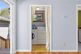 105 Shirley Blvd, Cranston, RI 02910 - Photo 25