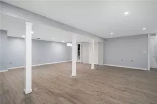14 Dover Ave, Lincoln, RI 02865 - Photo 27