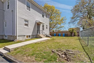 1609 Elmwood Avenue, Cranston, RI 02910 - Photo 9